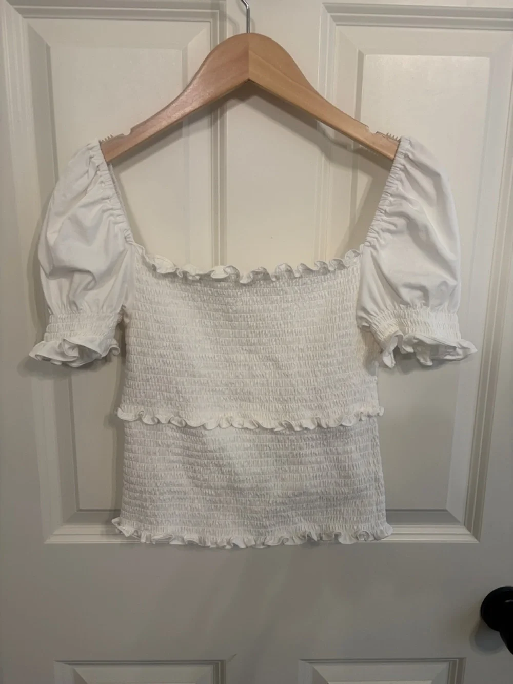 Like new designer Cinq a Sept White Smocked Puff Sleeve Square Neck Top size S. - Picture 11 of 12